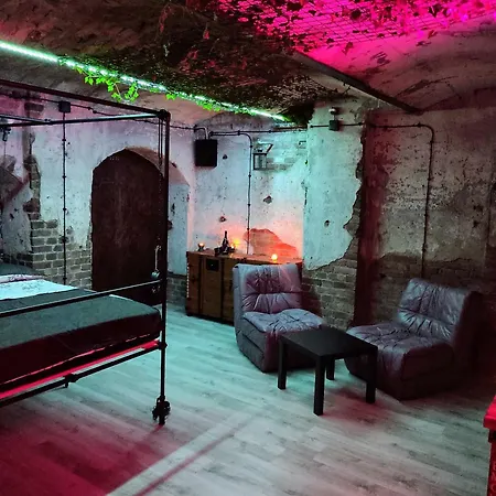 Useme Bdsm - Uwolnij Pragnienia Apartment *