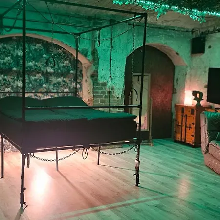 Useme Secret - Prywatny Dla Dwojga Poznan